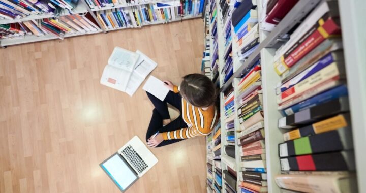 m--odzi-ksi----kolubowie-odkrywaj---literatur---w--auto-3585