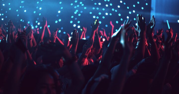 krakowski-salon-poezji-w-stalowej-woli--ho--d-dla--auto-1778